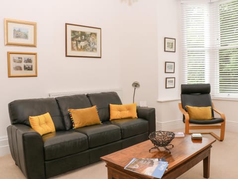 2B Cavendish Villas Apartment in High Peak District