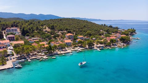 Day, Neighbourhood, Natural landscape, Bird's eye view, Sea view