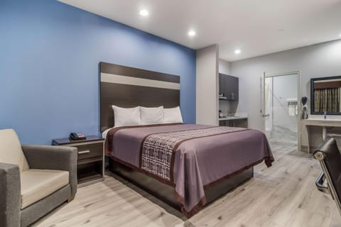 Photo of the whole room, On site