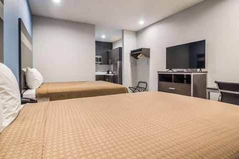 Bed, TV and multimedia, Photo of the whole room, Bedroom, On site