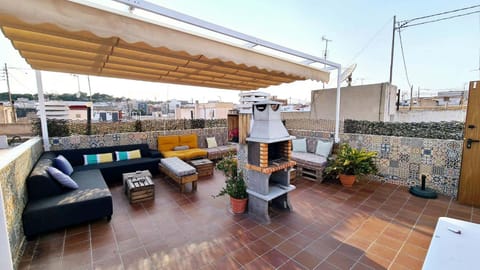 Property building, Patio, Day, BBQ facilities, View (from property/room), Balcony/Terrace, Seating area