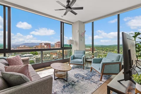 Day, Natural landscape, View (from property/room), Living room, Seating area, Mountain view