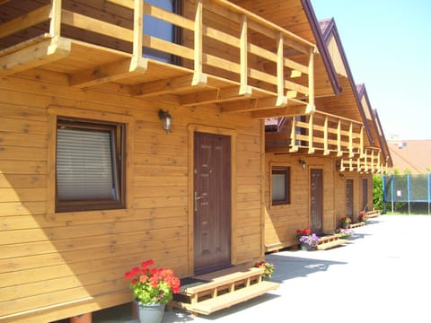 Property building, Day