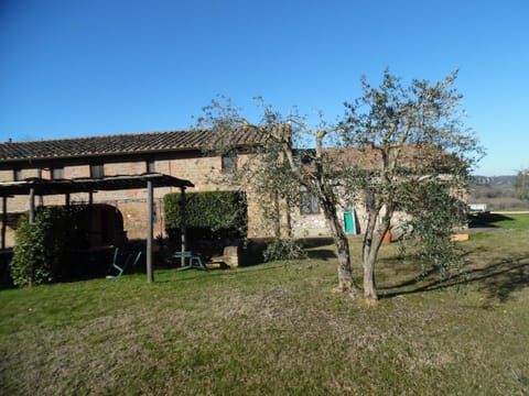 CASA PATRIZIA MONTAIONE Apartment in Tuscany