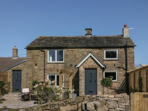 Overlea Cottage House in Hayfield