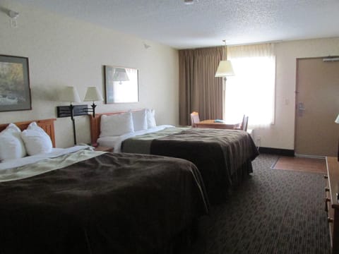 Kelly Inn and Suites Mitchell Hotel in Mitchell