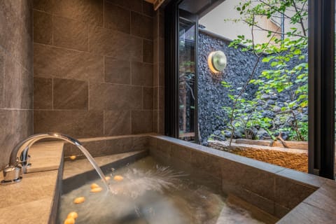 Bathroom, Bath