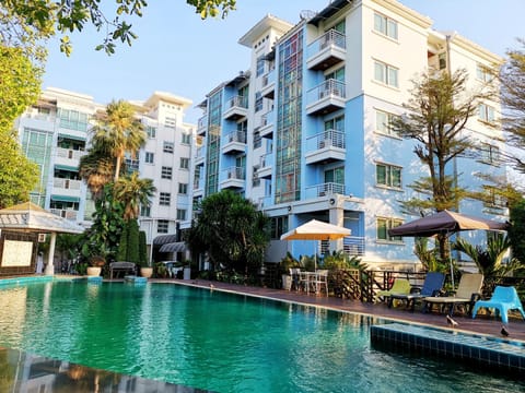 Property building, Pool view, Swimming pool