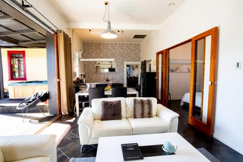 Lounge or bar