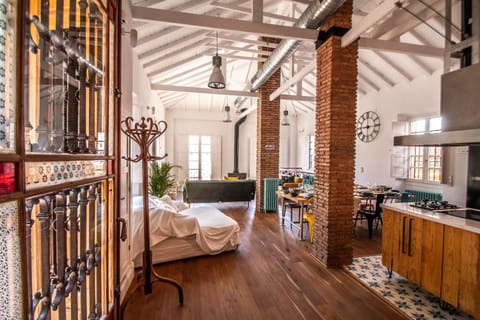 Communal lounge/ TV room, Communal kitchen