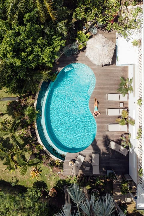 Bird's eye view, Swimming pool