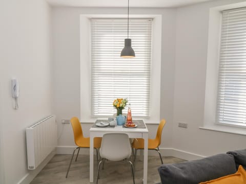 Samphire Apartment in Teignmouth