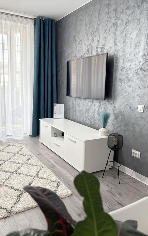 Communal lounge/ TV room, TV and multimedia, Living room, Photo of the whole room, Seating area, Evening entertainment, Entertainment