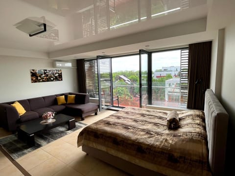 View (from property/room), Photo of the whole room