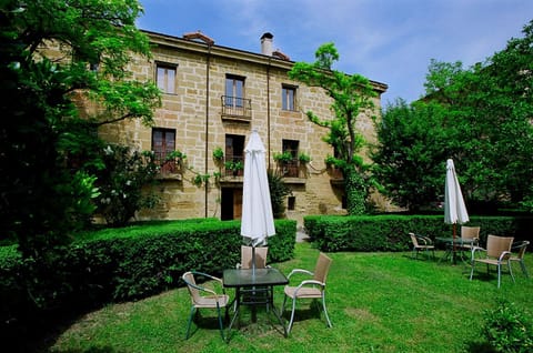 Property building, Patio, Garden, Garden view