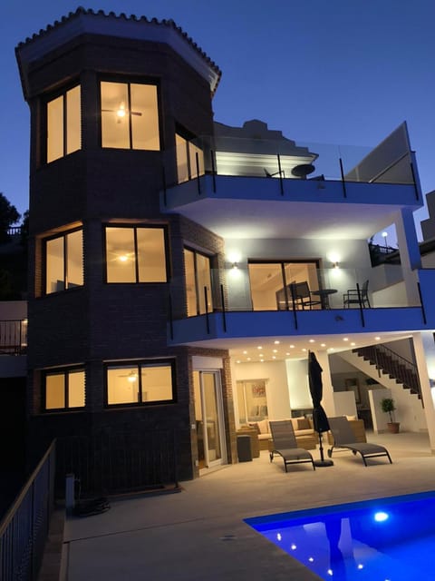 Luxury Villa for 12 people Villa in Costa del Sol