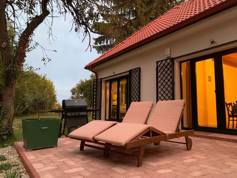 Patio, Balcony/Terrace