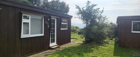 Foxs Lair Aberdovey Apartment in Wales