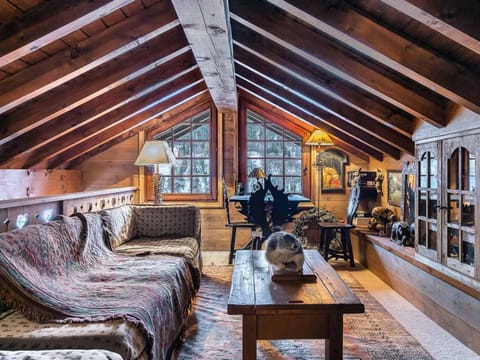 Chalet authentique et spacieux avec jacuzzi et hammam, près du centre de Méribel - FR-1-565-40 Chalet in Les Allues