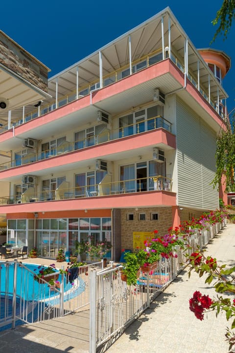 Day, Balcony/Terrace, Pool view, Swimming pool