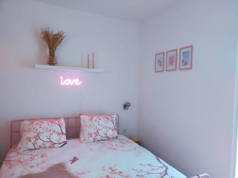 Bed & Stay Kersenbloesem Apartment in Limburg (province)