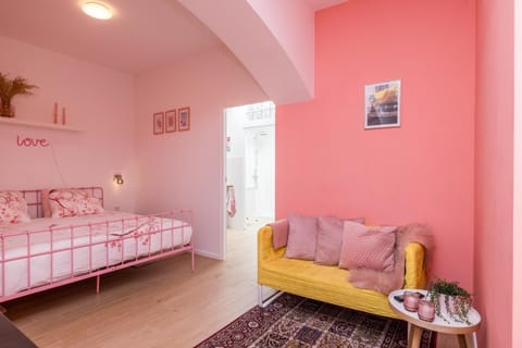 Bed & Stay Kersenbloesem Apartment in Limburg (province)