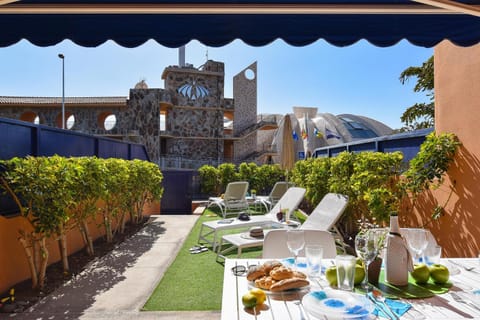 Garden, Balcony/Terrace, sunbed
