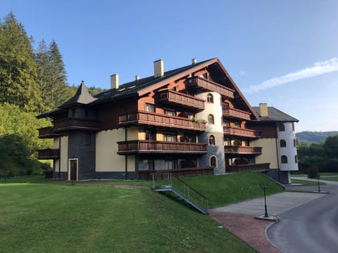 Property building, Garden