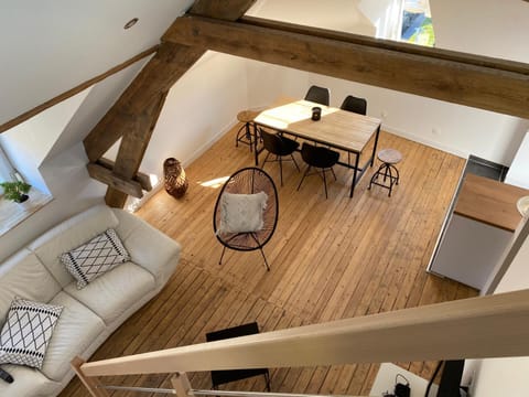 Living room, Seating area, Dining area