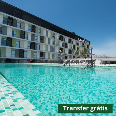 Property building, Facade/entrance, Day, Pool view, Swimming pool, sunbed