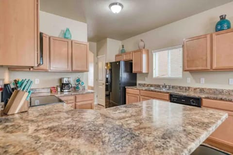 Peaceful Colorado Springs Retreat Villa in Black Forest