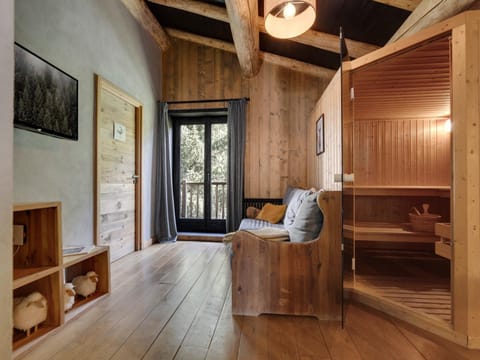 Chalet de Charme 200m² à Val d'Isère avec Sauna et Bain Nordique - FR-1-567-5 Chalet in Val dIsere