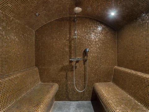 Chalet de Luxe à Val d'Isère avec Jacuzzi et Hammam - FR-1-567-8 Chalet in Val dIsere