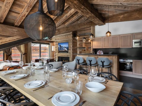 Chalet luxueux avec 5 chambres, hammam, cheminée et grande terrasse au cœur de Val d'Isère - FR-1-567-34 Chalet in Val dIsere