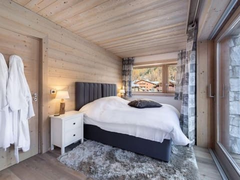 Duplex rénové avec parking, proche centre et remontées, navette et bus à deux pas - FR-1-567-41 Apartment in Val dIsere