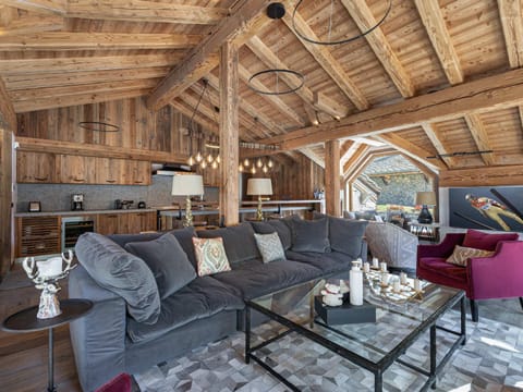 Chalet de luxe familial à Val d'Isère avec spa, proche des pistes et équipements premium - FR-1-567-72 Chalet in Val dIsere