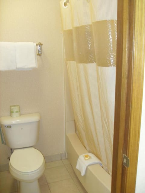 Days Inn by Wyndham Maumee/Toledo Hotel in Maumee