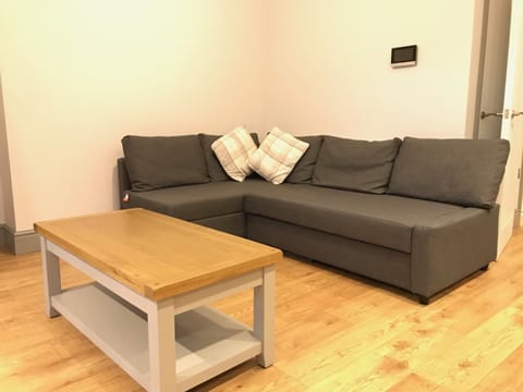 Belmont - Y Prom Apartment in Aberystwyth