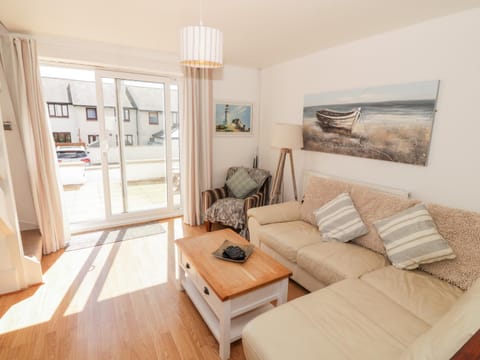 Ketch Cottage House in Trearddur Bay