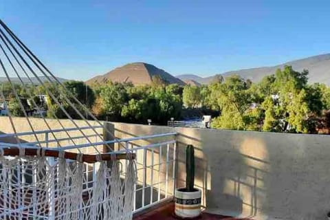 Nearby landmark, Natural landscape, View (from property/room), Balcony/Terrace, Landmark view, Mountain view