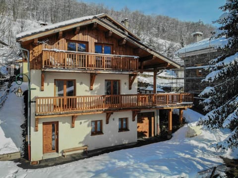 Facade/entrance, Winter, On site