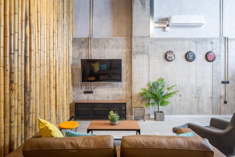 TV and multimedia, Living room, air conditioner