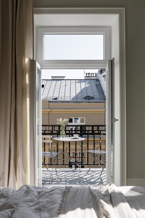 Balcony/Terrace, Living room