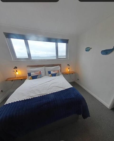 Ocean View Bar & Rooms Hotel in Scotland