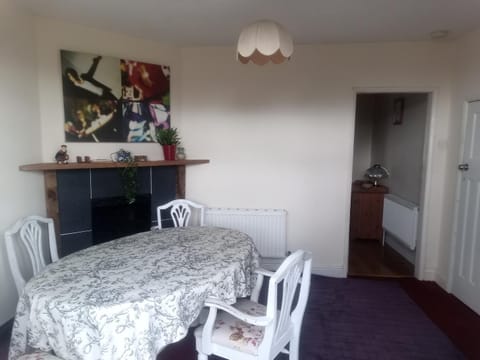 Fifty-five Apartment in Bristol