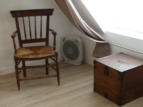 Decorative detail, Seating area, Bedroom