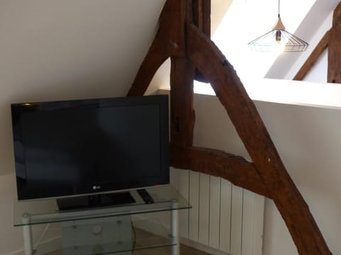 TV and multimedia, Bedroom