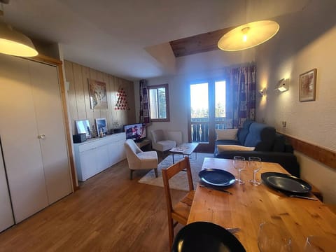 Appartement familial rénové à Courchevel 1550, 3 pièces - FR-1-575-25 Apartment in Saint-Bon-Tarentaise