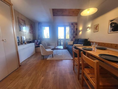 Appartement familial rénové à Courchevel 1550, 3 pièces - FR-1-575-25 Apartment in Saint-Bon-Tarentaise