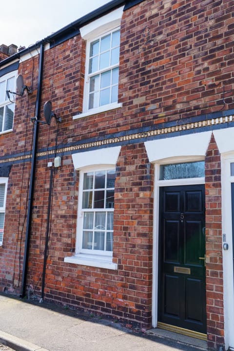 George Street Beverley House in Beverley